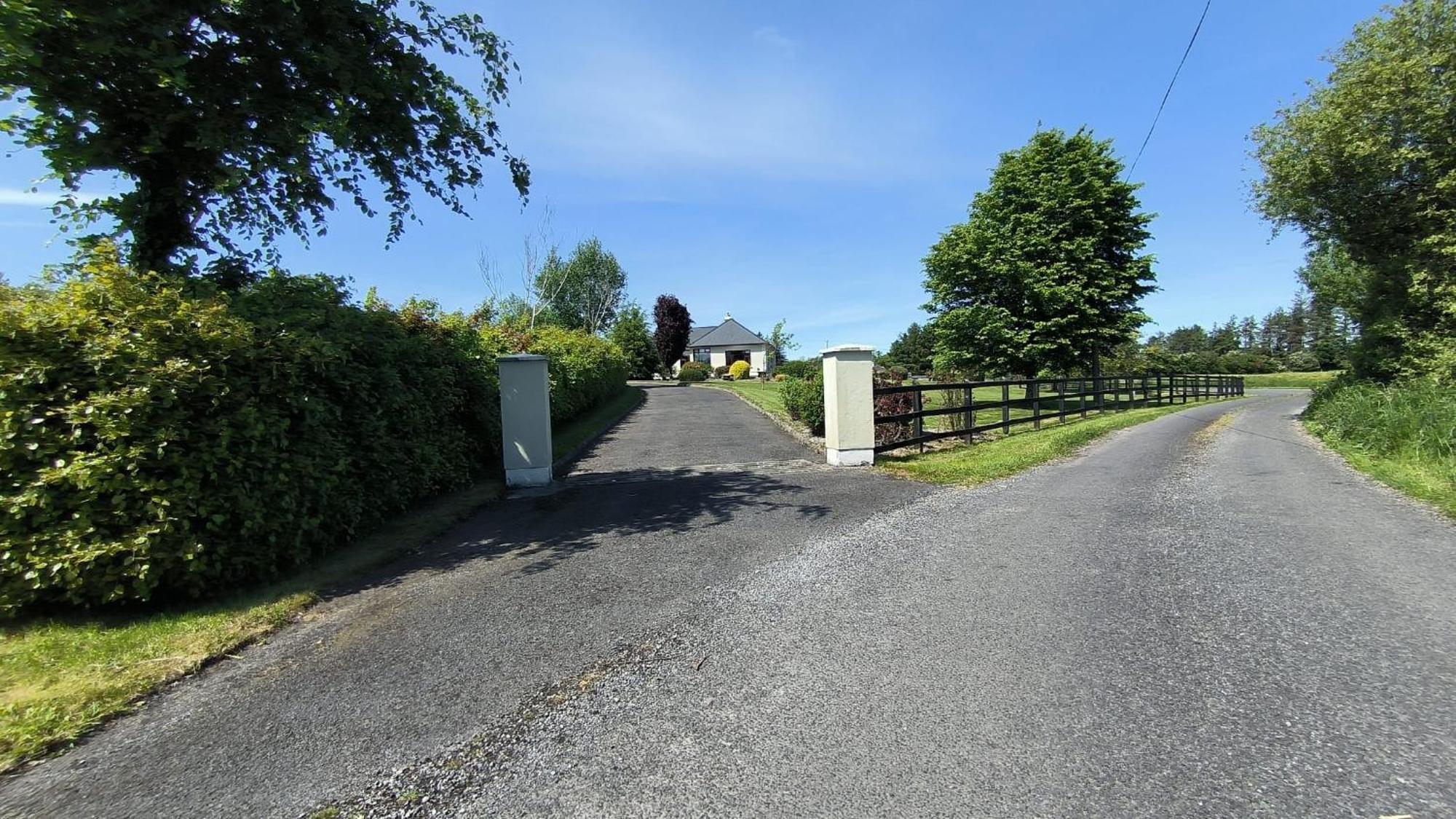 Swinford Country House ภายนอก รูปภาพ